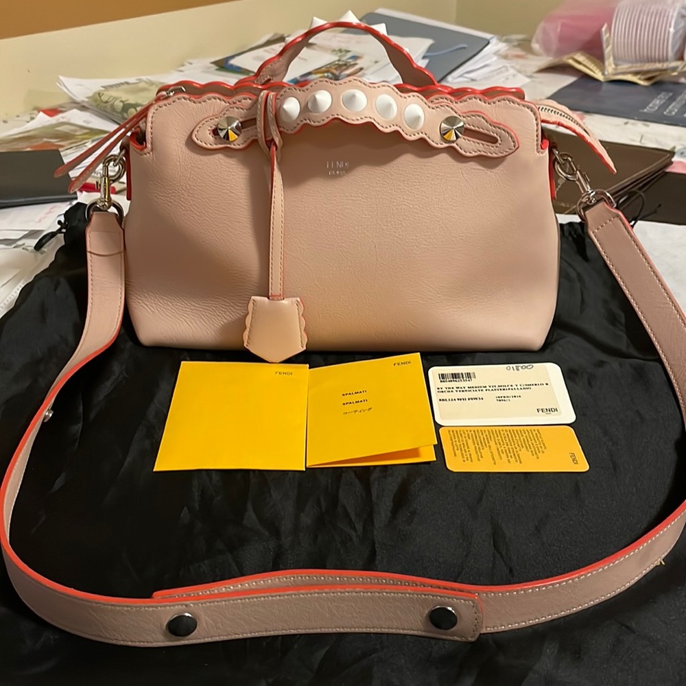 SOLD❤️Authentic Fendi By the way Med Vit.Dolce stud 2 eay - Picture 1 of 17